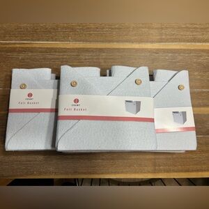 (10) Felt Storage Baskets
5 white and 5 black